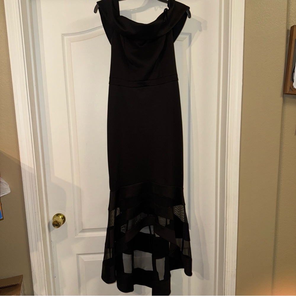 NWT DJ Jaz Off The Shoulder Cap Sleeve Evening Gown/Dress Hi Low Size 4 $120 D4